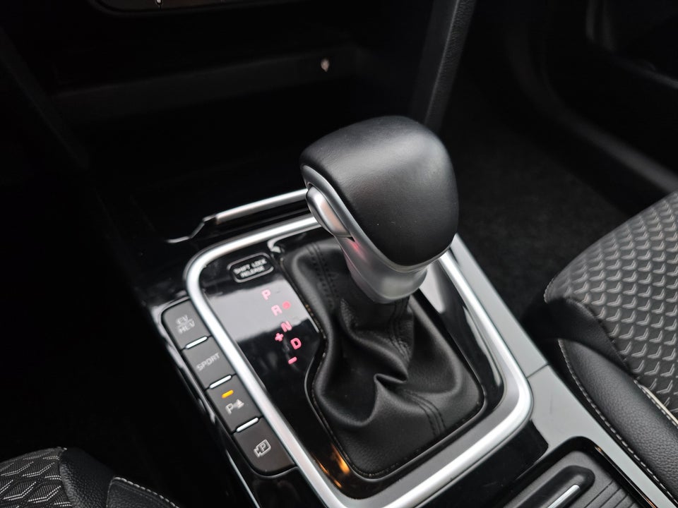 Kia Ceed 1,6 PHEV Upgrade SW DCT 5d