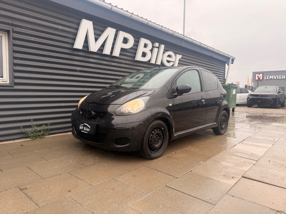 Toyota Aygo 1,0 Plus 5d