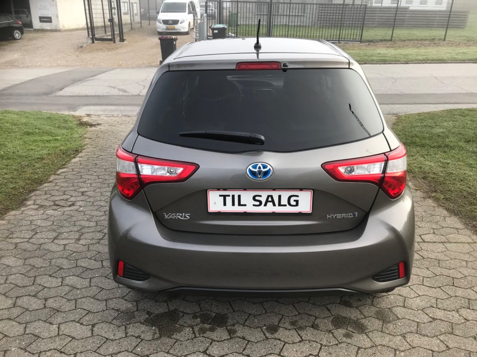 Toyota Yaris 1,5 Hybrid H3 Smart e-CVT 5d