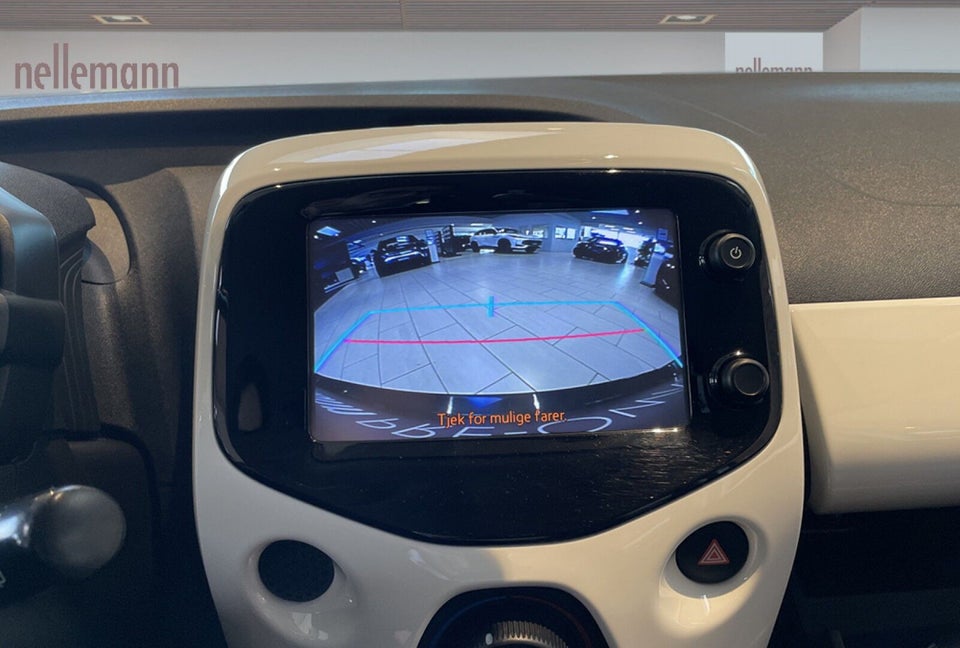 Toyota Aygo 1,0 VVT-i x-play 5d