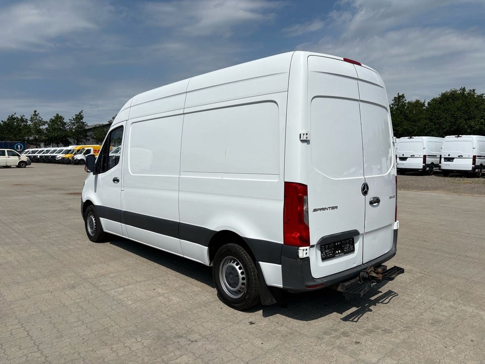 Mercedes Sprinter 214 2,2 CDi A2 Kassevogn aut. FWD