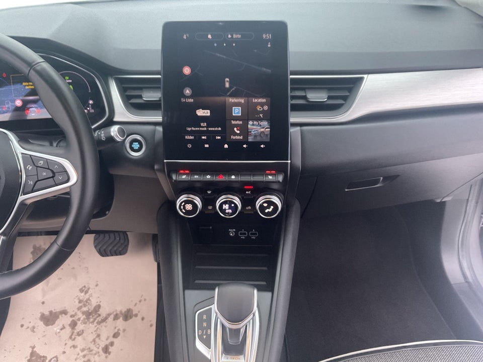 Renault Captur 1,6 E-Tech Intens 5d