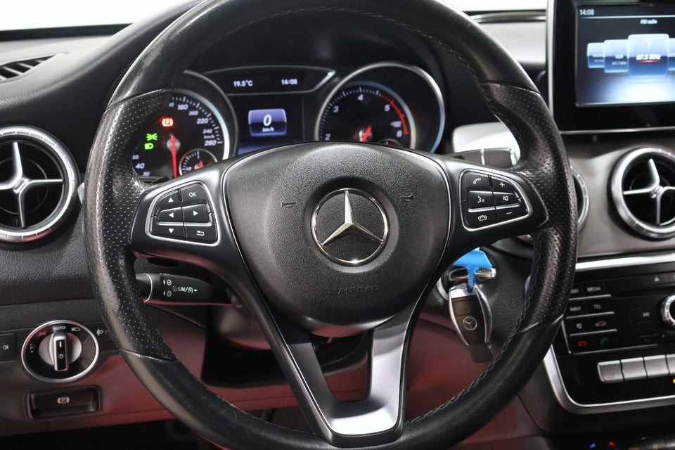 Mercedes CLA200 d 2,2 Urban Shooting Brake aut. 5d