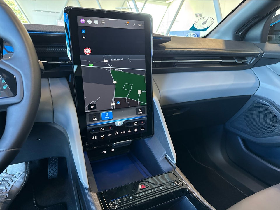 Ford Explorer 82 Premium Extended Range 5d