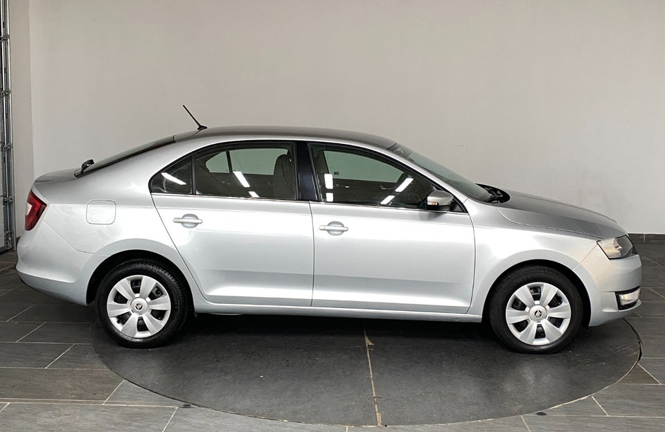 Skoda Rapid 1,0 TSi 110 Ambition DSG 5d