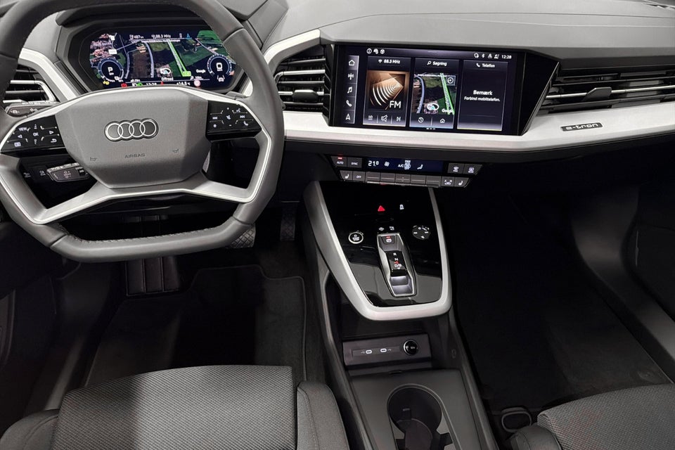 Audi Q4 e-tron 45 S-line Edition 5d