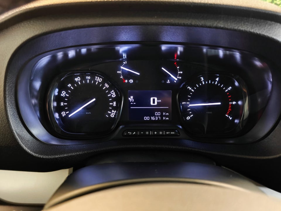 Peugeot Expert 2,0 BlueHDi 144 L3 Premium Van