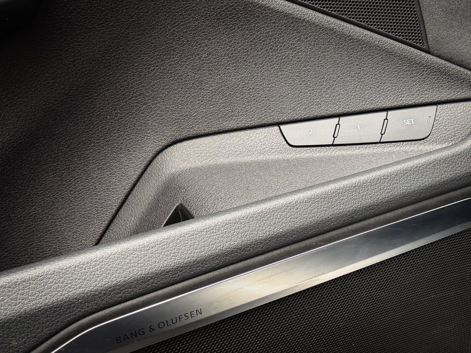 Audi e-tron S Sportback quattro 5d