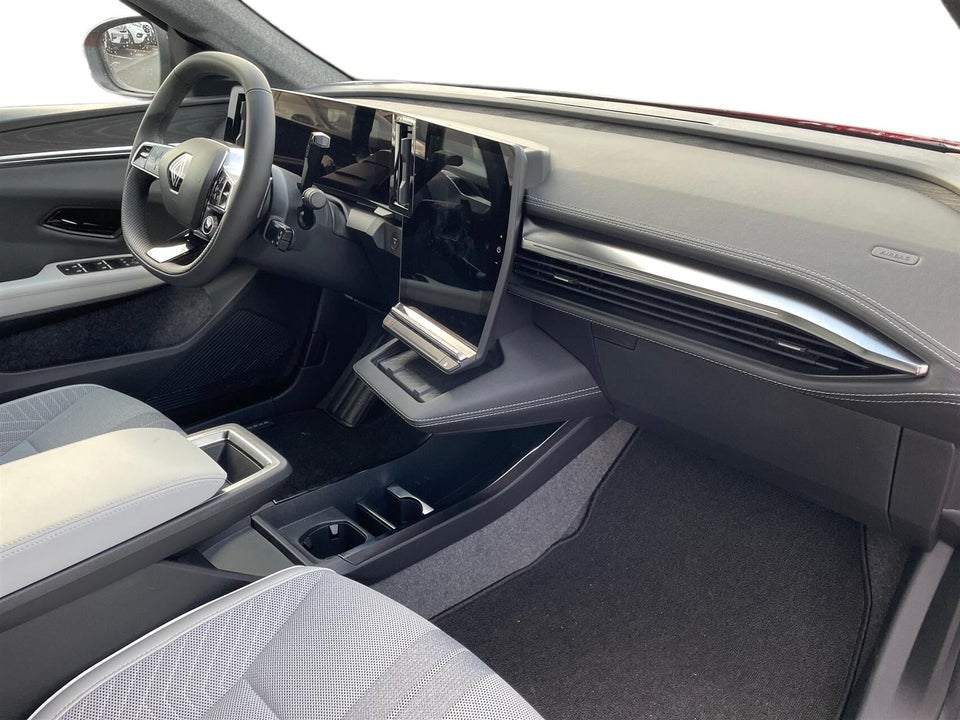 Renault Scenic E-Tech 87 Iconic 5d