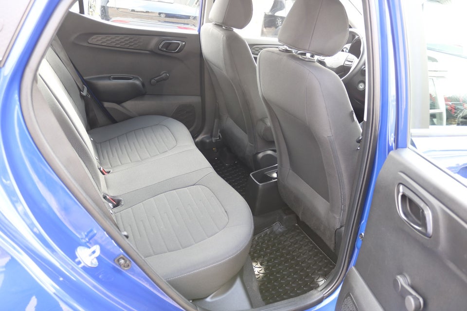 Hyundai i10 1,0 MPi Essential 5d