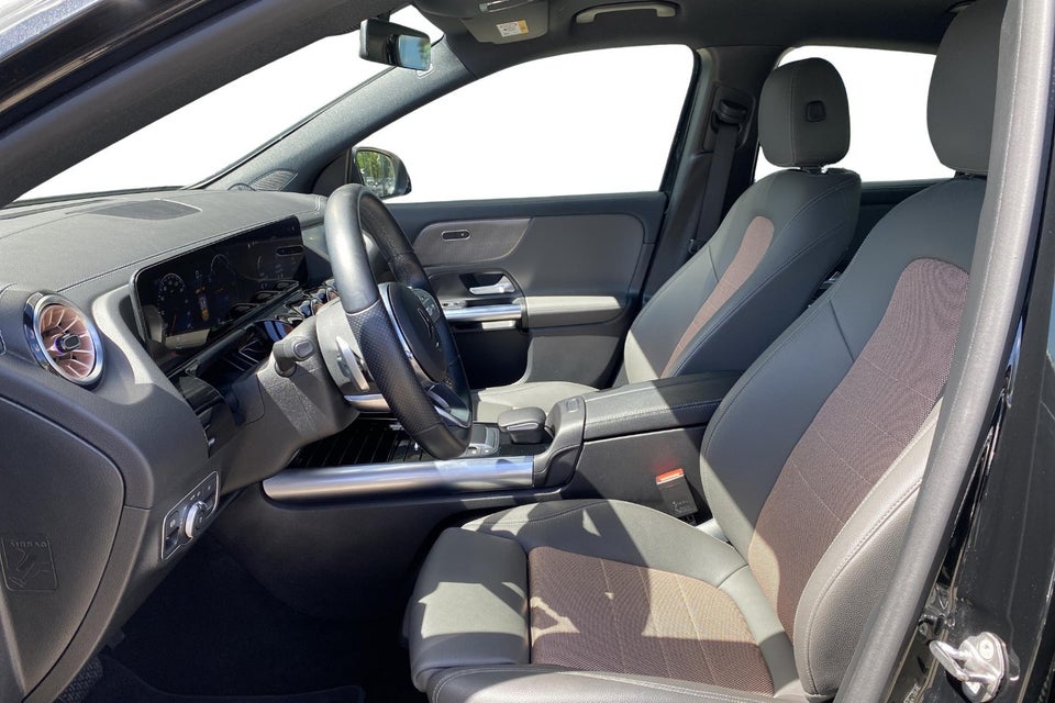 Mercedes EQA250+ 5d