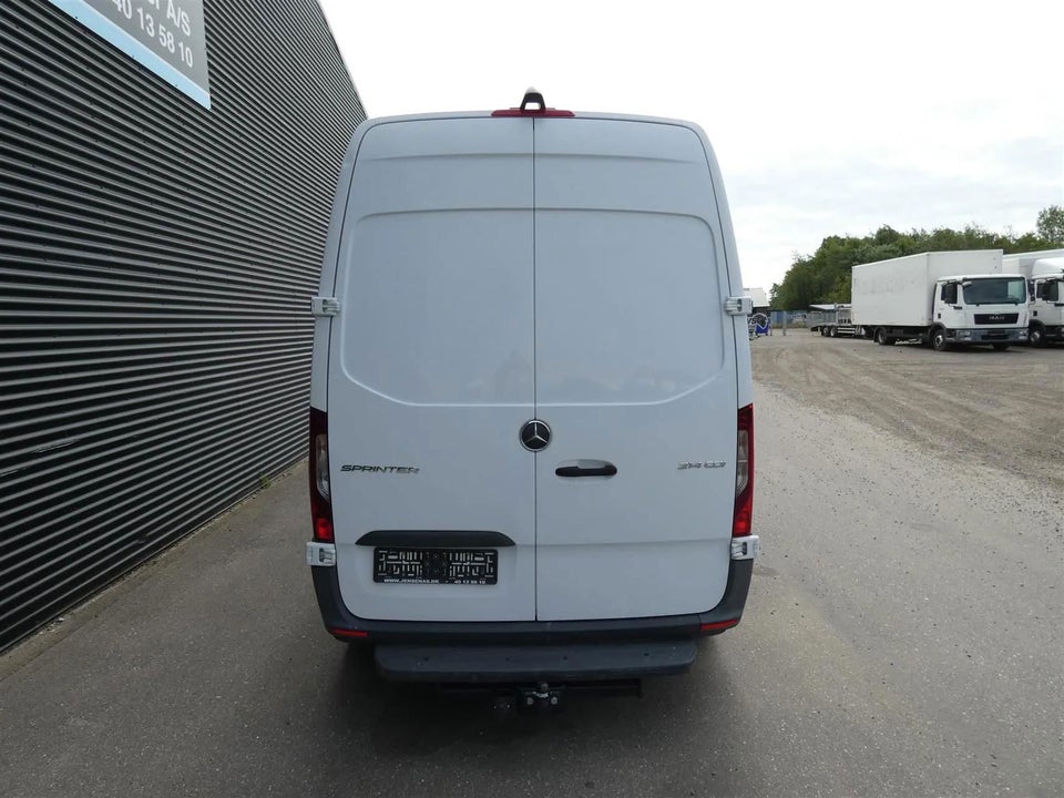 Mercedes Sprinter 214 2,2 CDi A2 Kassevogn aut. FWD