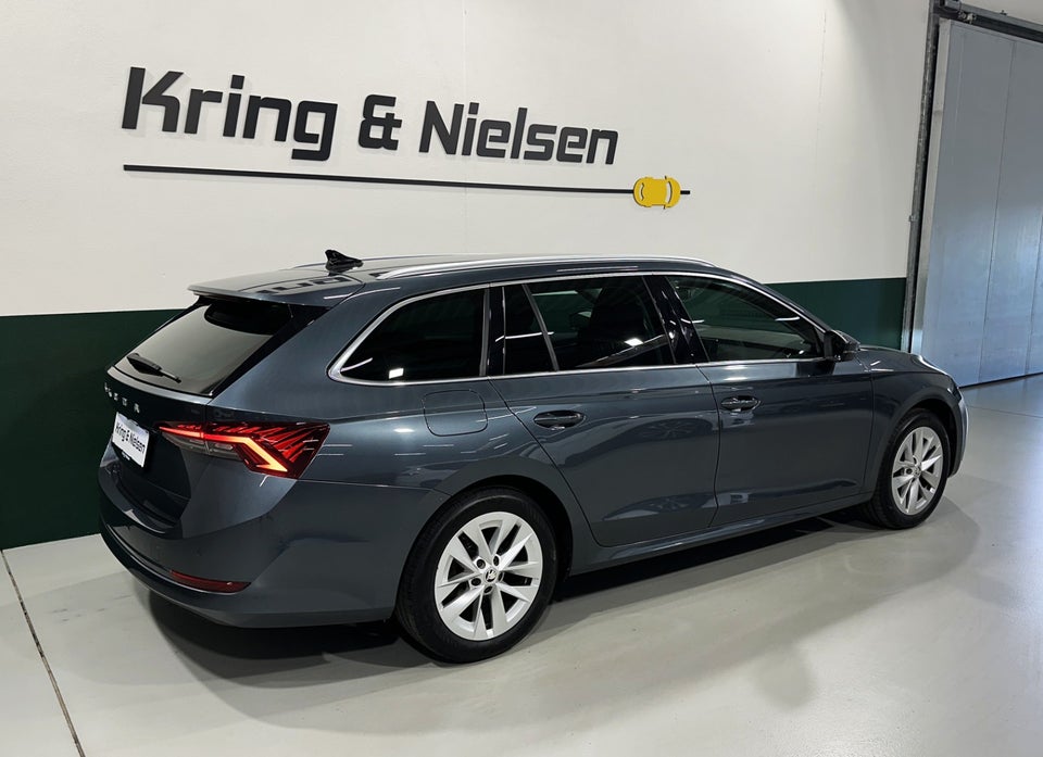 Skoda Octavia 2,0 TDi 150 Style Combi DSG 5d