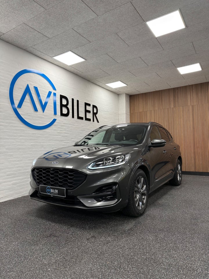 Ford Kuga 2,5 PHEV ST-Line X CVT 5d