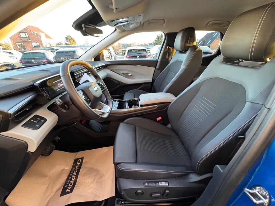 Ford Explorer 79 Select Extended Range AWD 5d