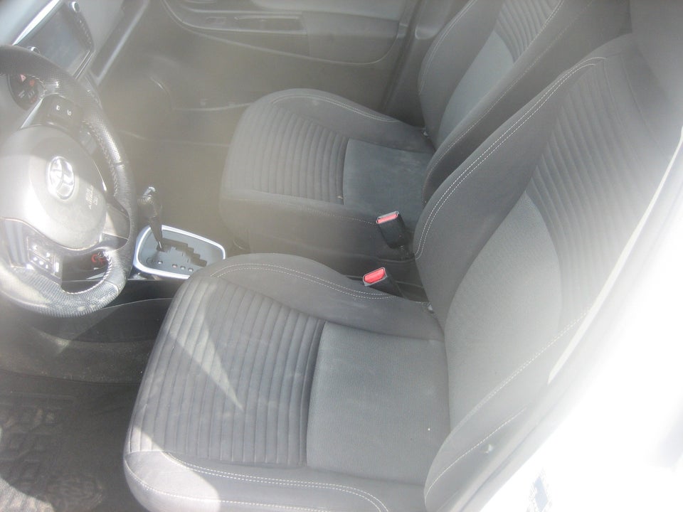 Toyota Yaris 1,5 Hybrid H2 e-CVT 5d