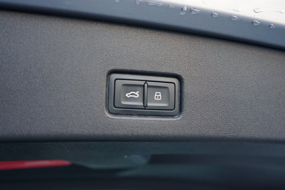 Audi Q4 e-tron 40  5d