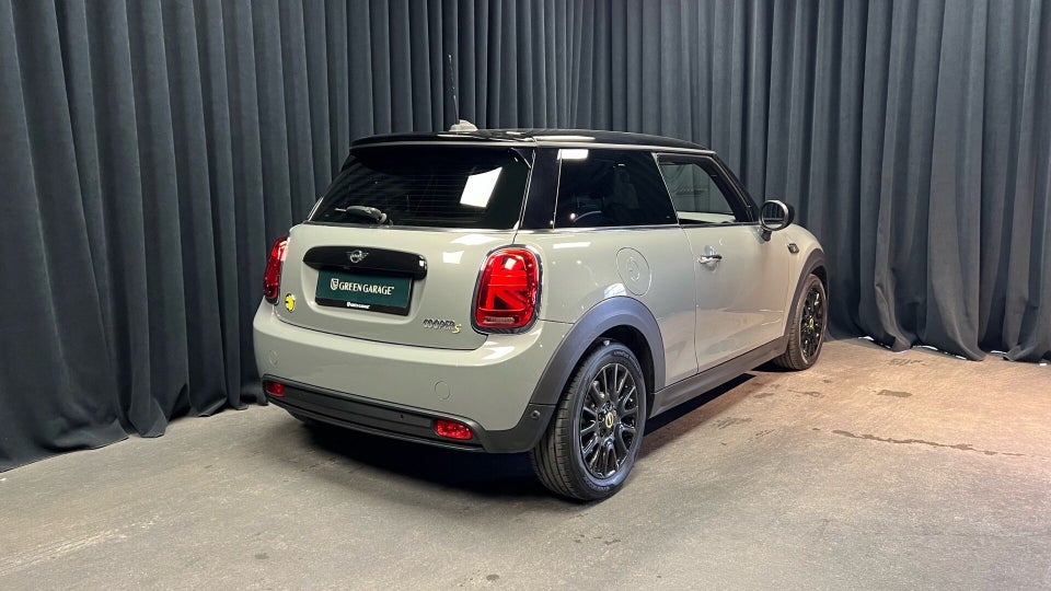 MINI Cooper SE Classic Trim 3d