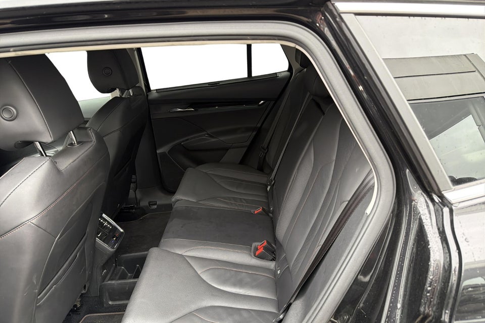 Skoda Enyaq 80 iV Plus 5d