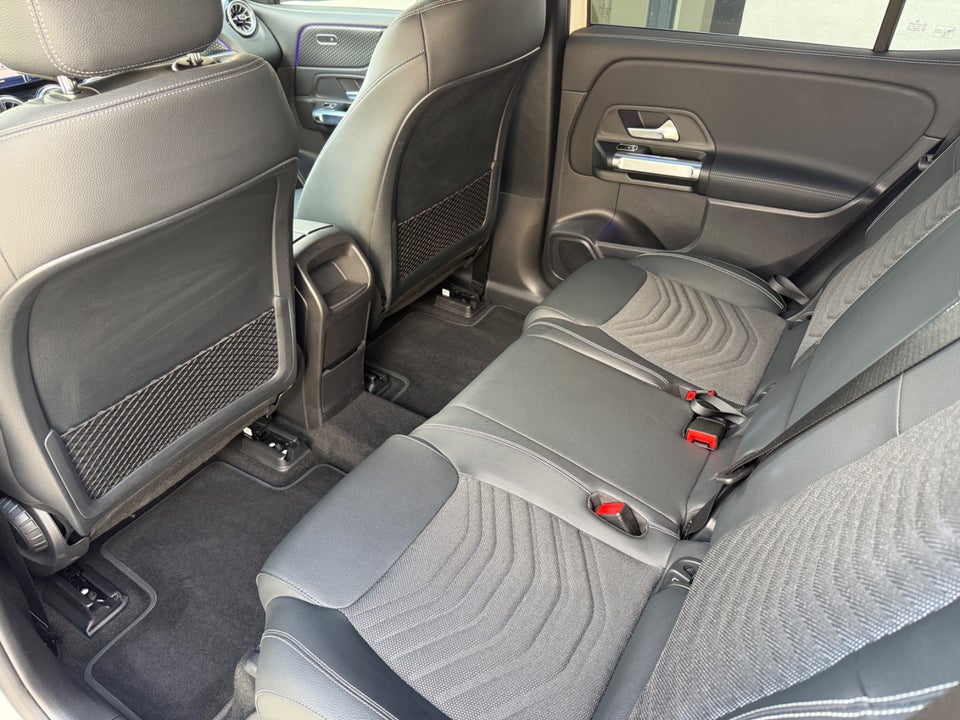 Mercedes EQB250+ Progressive 5d