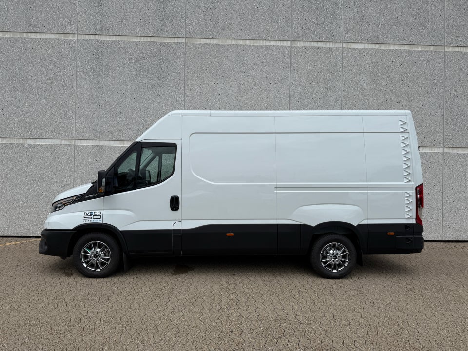 Iveco Daily 3,0 35S18 12m³ Van AG8