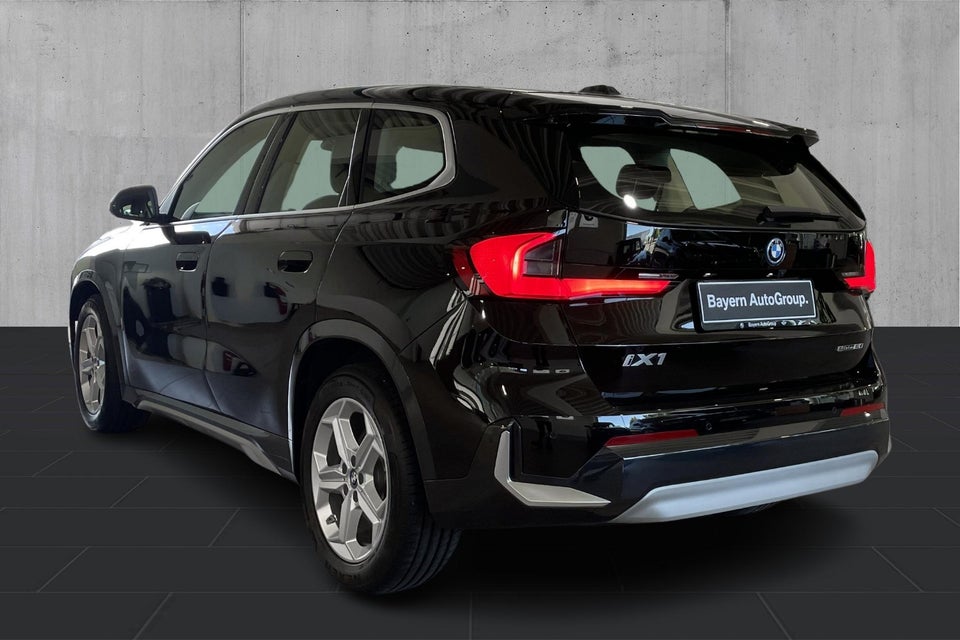 BMW iX1 eDrive20 X-Line 5d