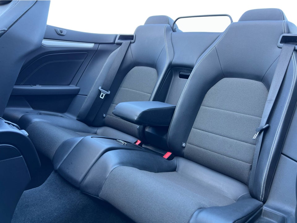 Mercedes E200 2,0 Cabriolet aut. 2d