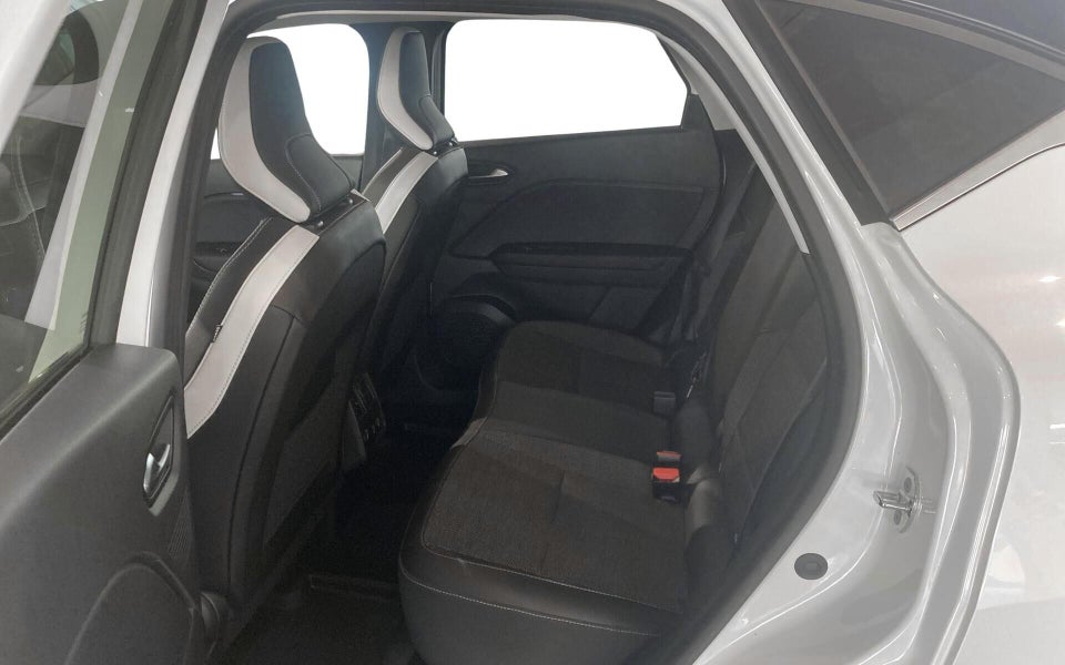 Renault Captur 1,3 TCe 140 Intens EDC 5d