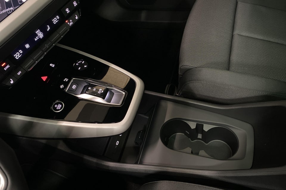 Audi Q4 e-tron 45 Progress 5d