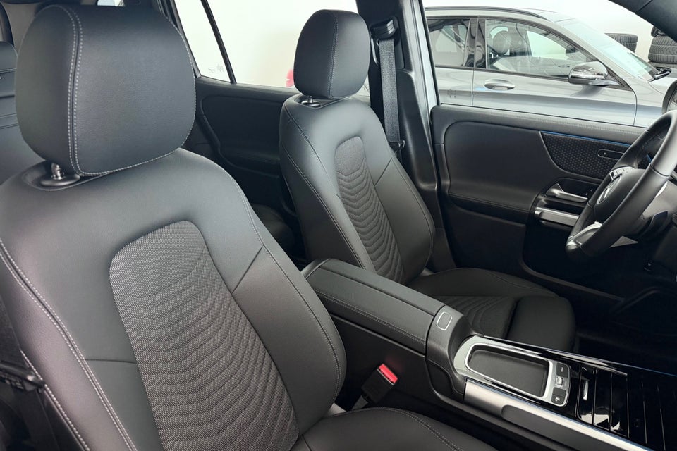 Mercedes EQB250+ Progressive 5d