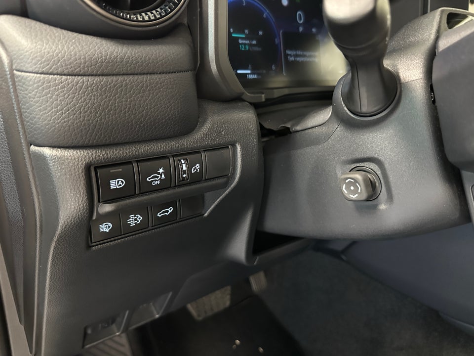 Toyota Land Cruiser 2,8 D-4D First Edition aut. 5d