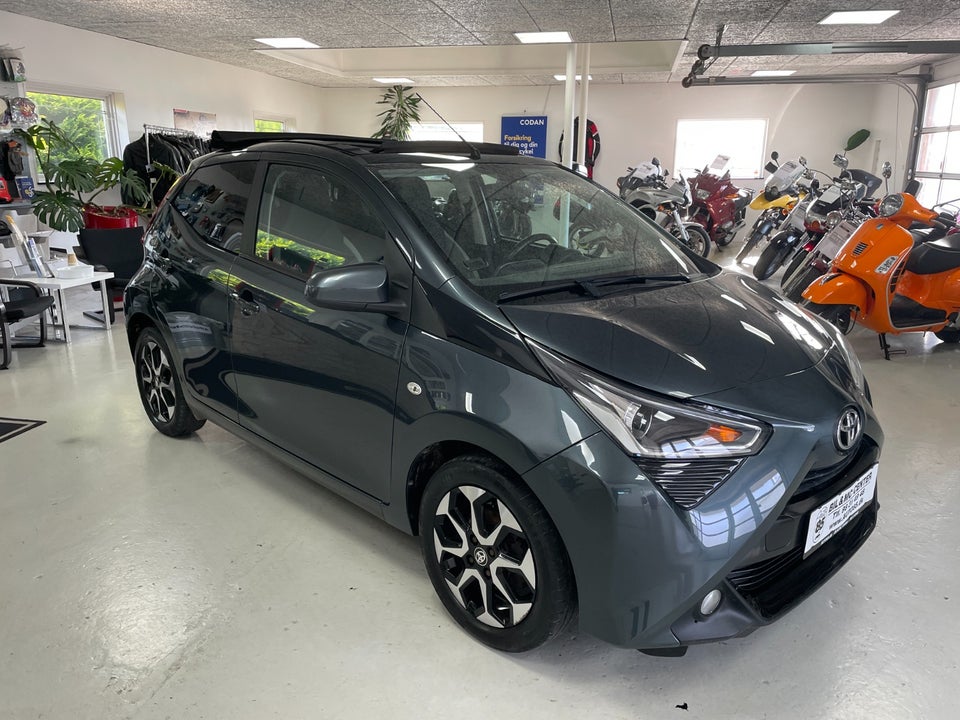 Toyota Aygo 1,0 VVT-i x-sky 5d