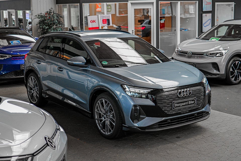 Audi Q4 e-tron 45 S-line quattro 5d