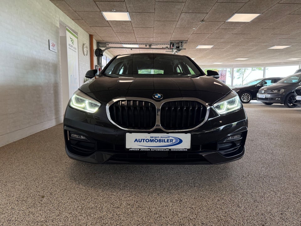 BMW 118d 2,0 Sport Line aut. 5d