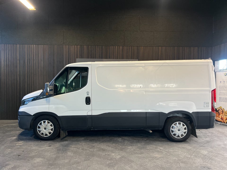 Iveco Daily 2,3 35C13 12m³ Van