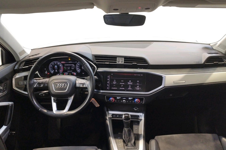 Audi Q3 45 TFSi e S-line plus S-tr. 5d