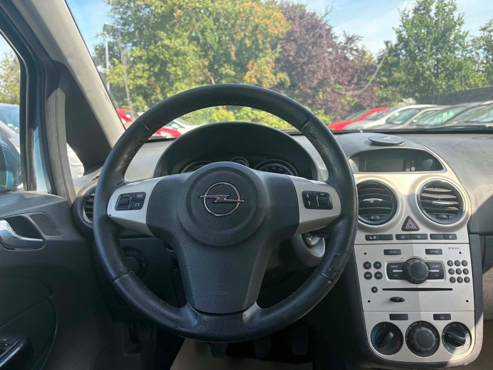 Opel Corsa 1,0 12V Enjoy 5d
