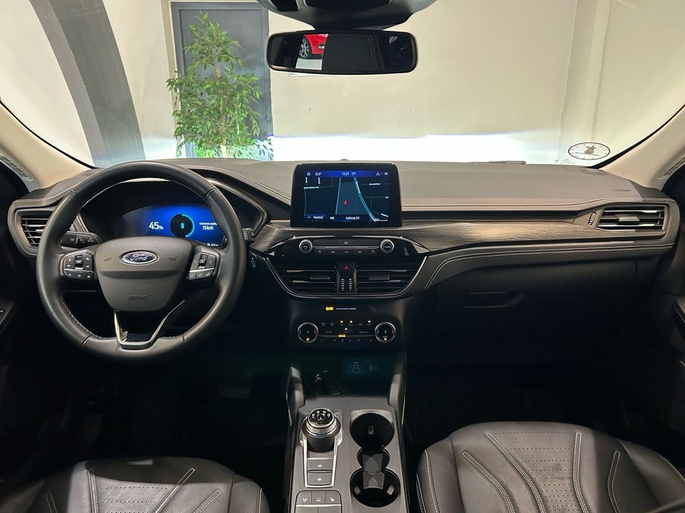 Ford Kuga 2,5 PHEV Vignale CVT 5d