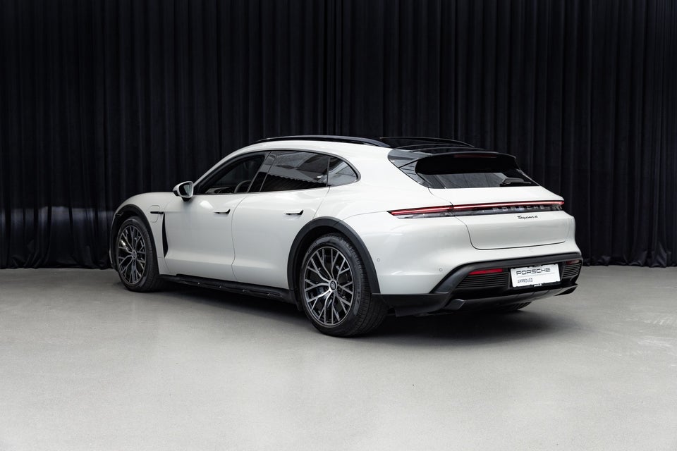 Porsche Taycan 4 Performance+ Cross Turismo 5d
