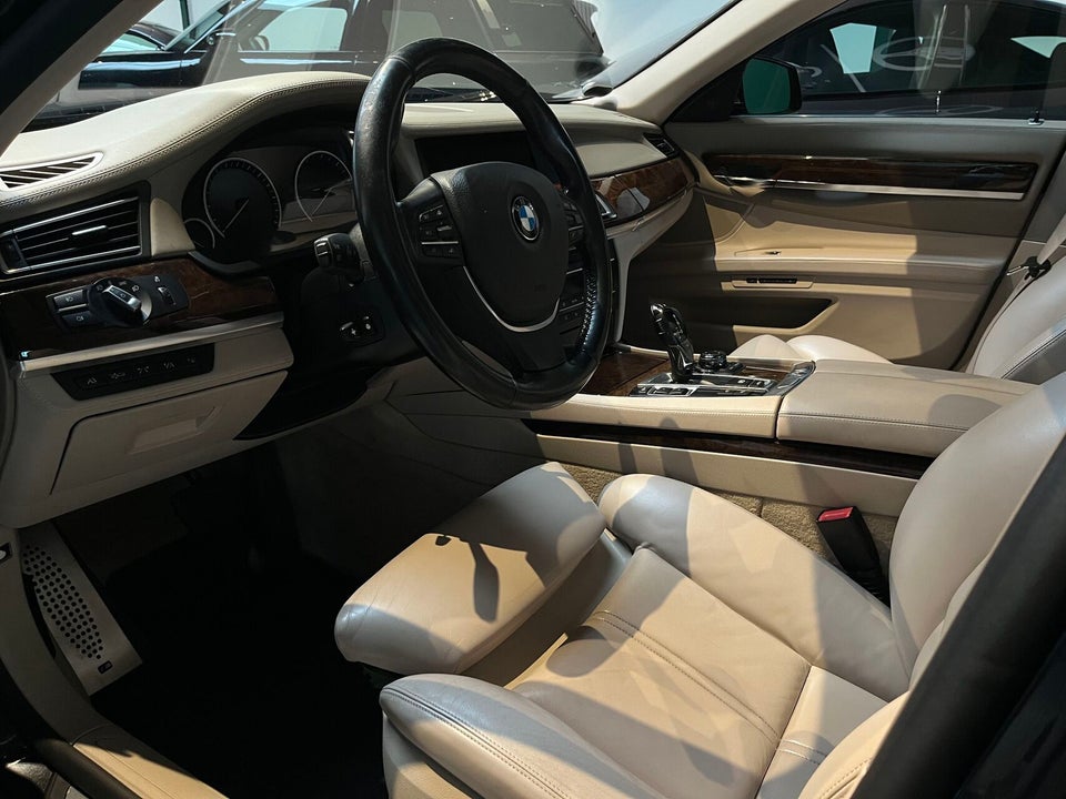 BMW 760i 6,0 Steptr. 4d