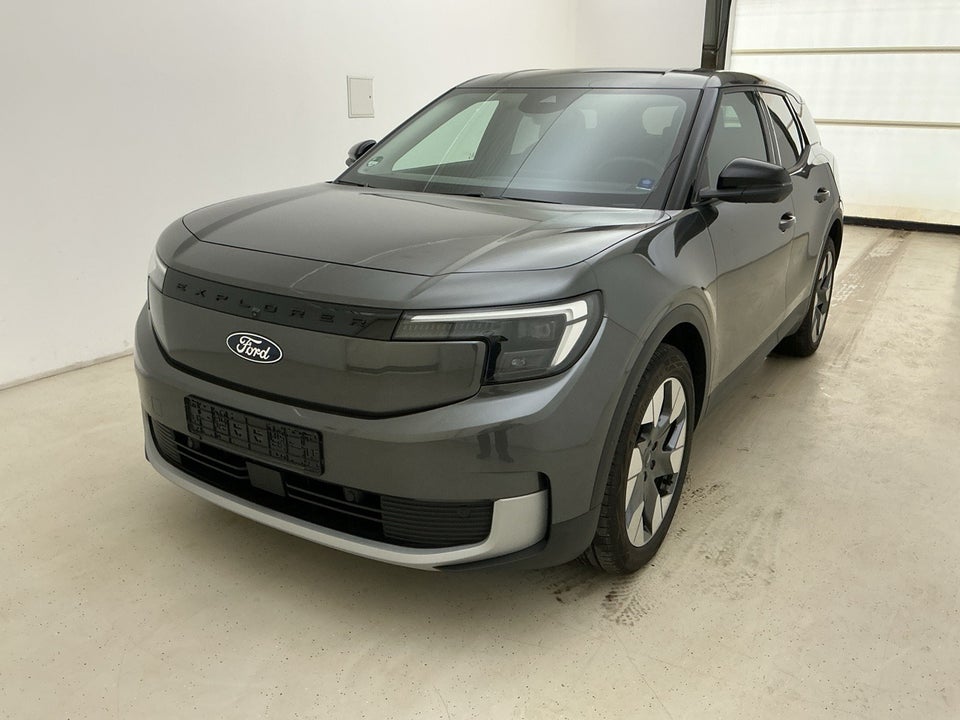 Ford Explorer 79 Premium Extended Range AWD 5d