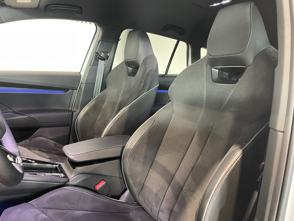 Skoda Enyaq 80x iV Sportline 5d