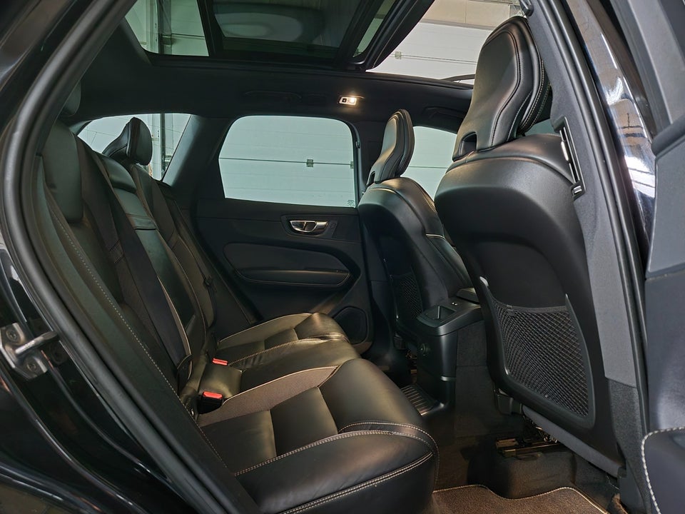 Volvo XC60 2,0 T6 ReCharge R-Design aut. AWD 5d