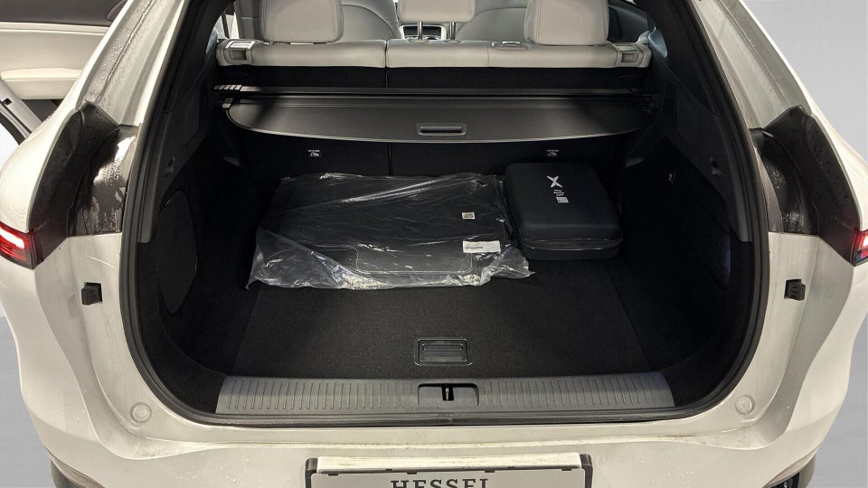 Xpeng G6 Standard Range 5d