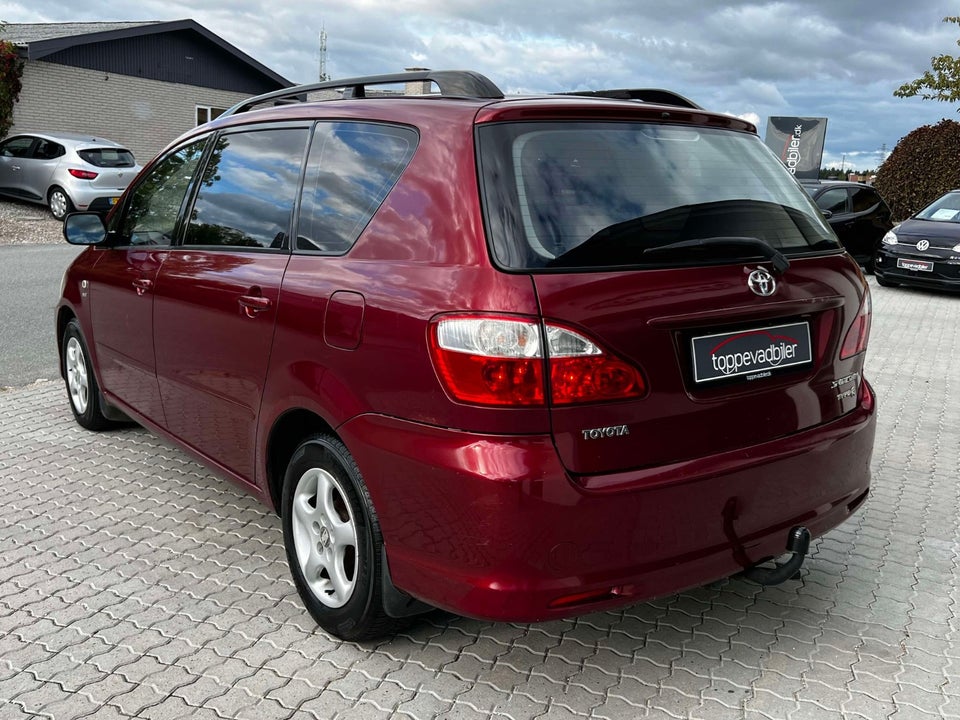 Toyota Sportsvan 2,0 VVT-i aut. 5d