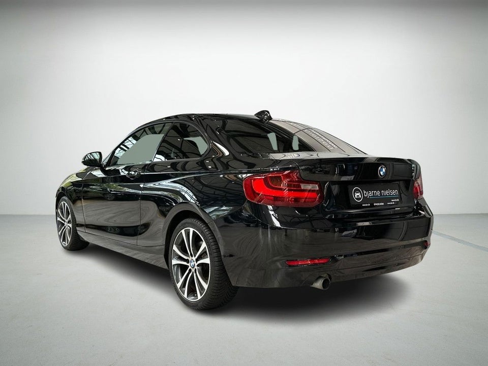 BMW 220i 2,0 Coupé aut. 2d