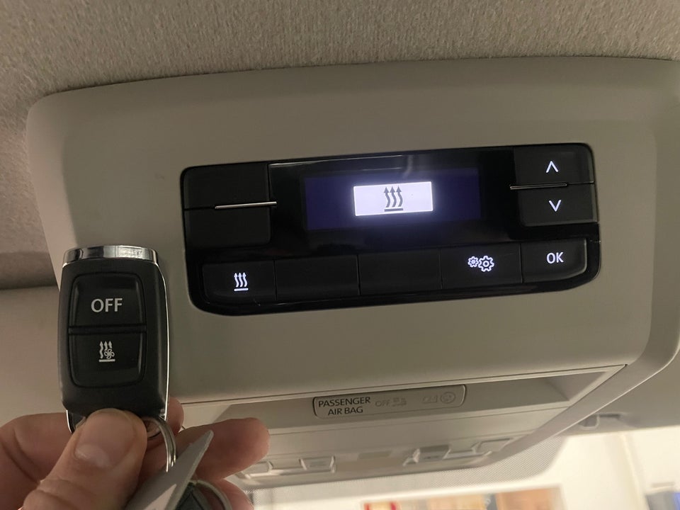 VW Transporter 2,0 TDi 110 Kassevogn lang