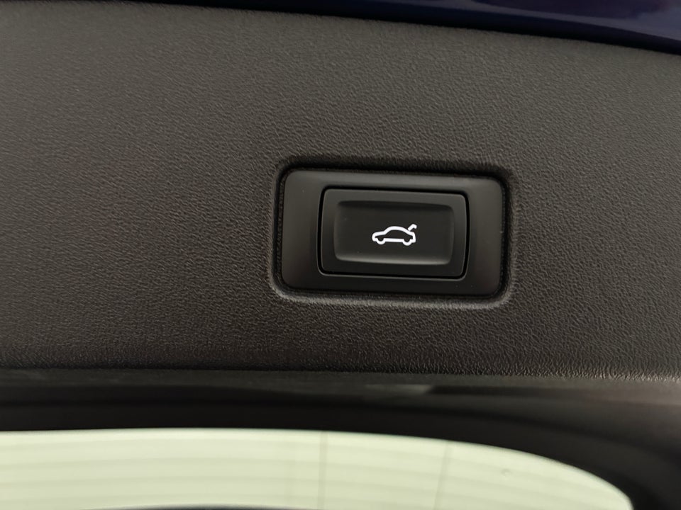 Audi Q4 e-tron 40 S-line 5d