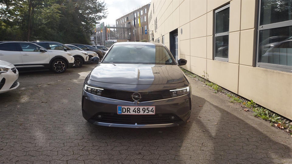 Opel Astra 1,6 PHEV Elegance aut. 5d