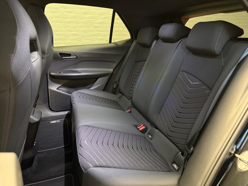 Cupra Born 77 e-Boost Business Edition+ 5d